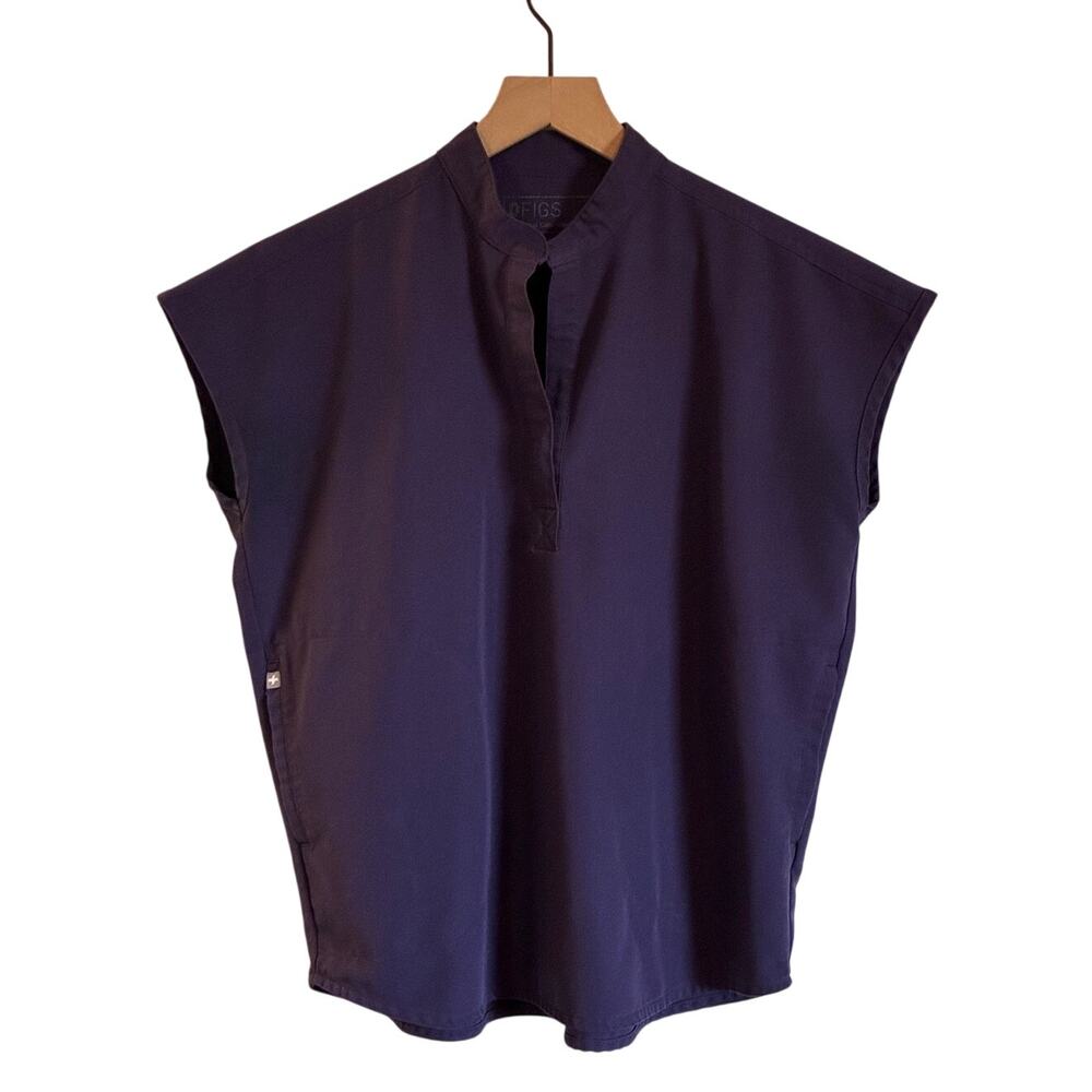 FIGS Rafaela Oversized Women's Scrub Top in Purple Shadow, Size XS